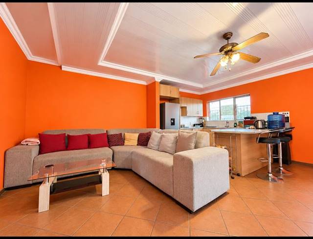 3 BEDROOM APARTMENT FOR SALE IN BRITS CENTRAL
